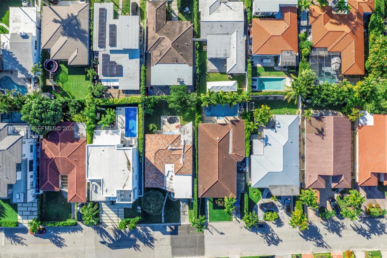 9424 - 9432 Carlyle Ave, Surfside FL 33154