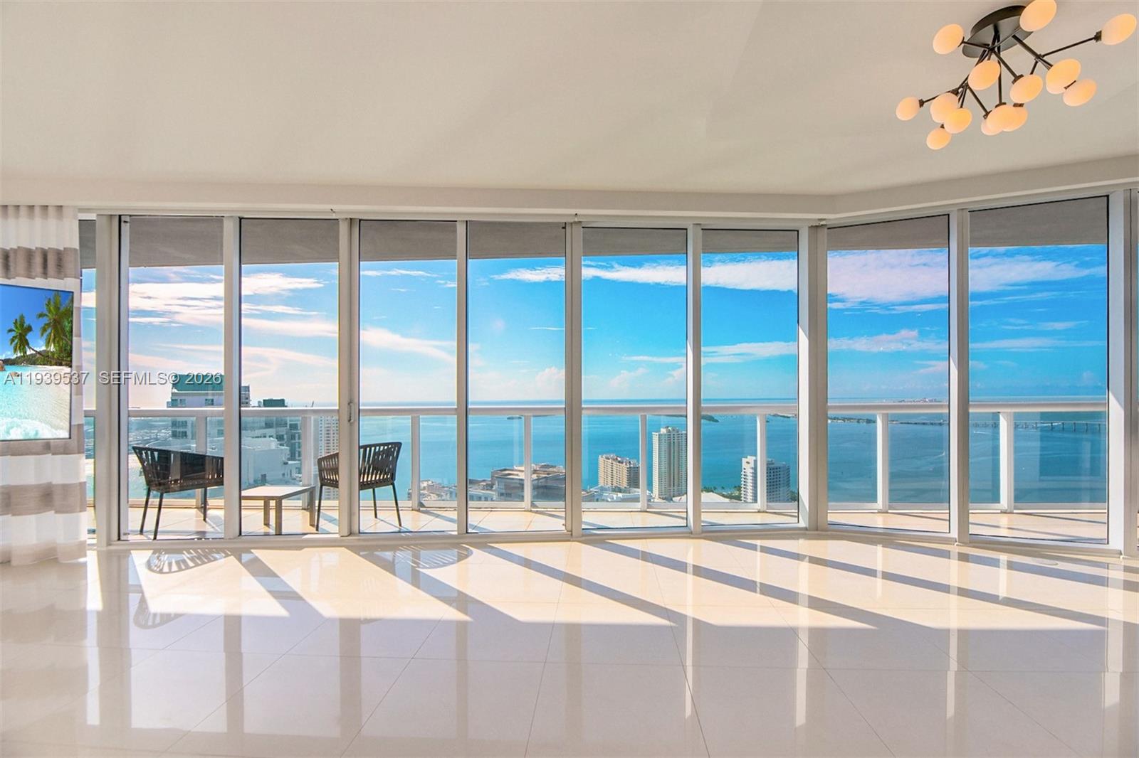 465 Brickell Ave #4301, Miami FL 33131