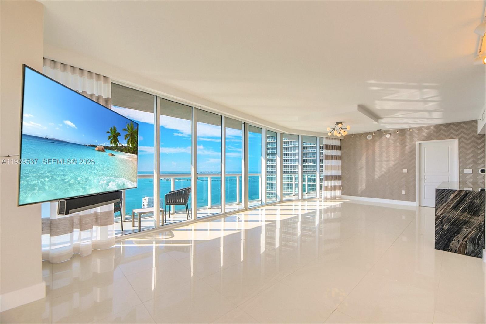 465 Brickell Ave #4301, Miami FL 33131