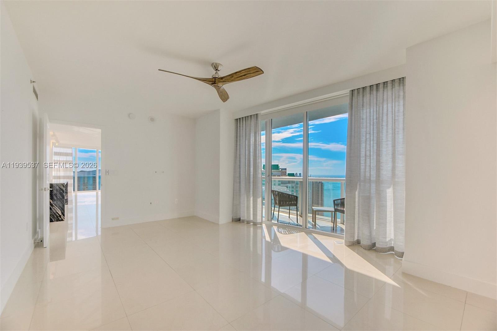 465 Brickell Ave #4301, Miami FL 33131