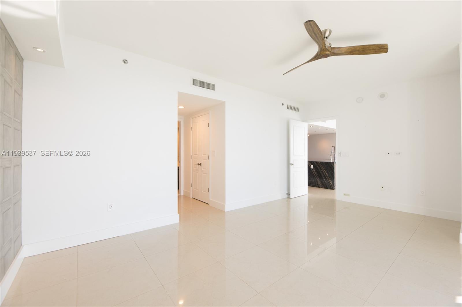 465 Brickell Ave #4301, Miami FL 33131
