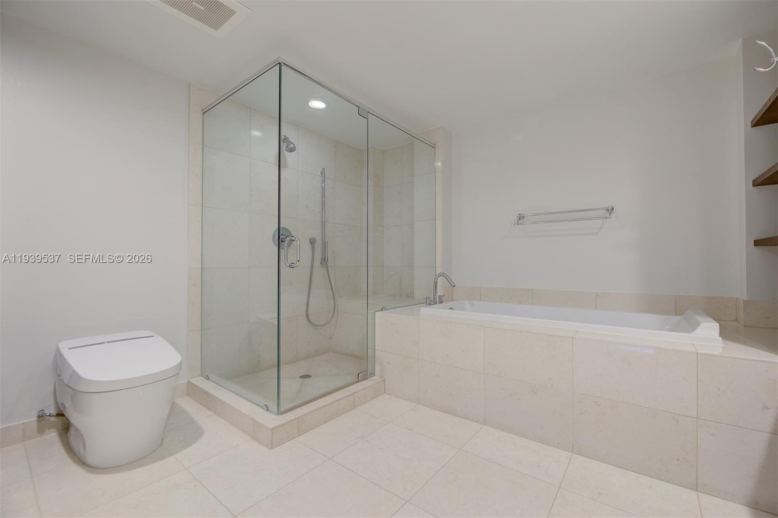 465 Brickell Ave #4301, Miami FL 33131