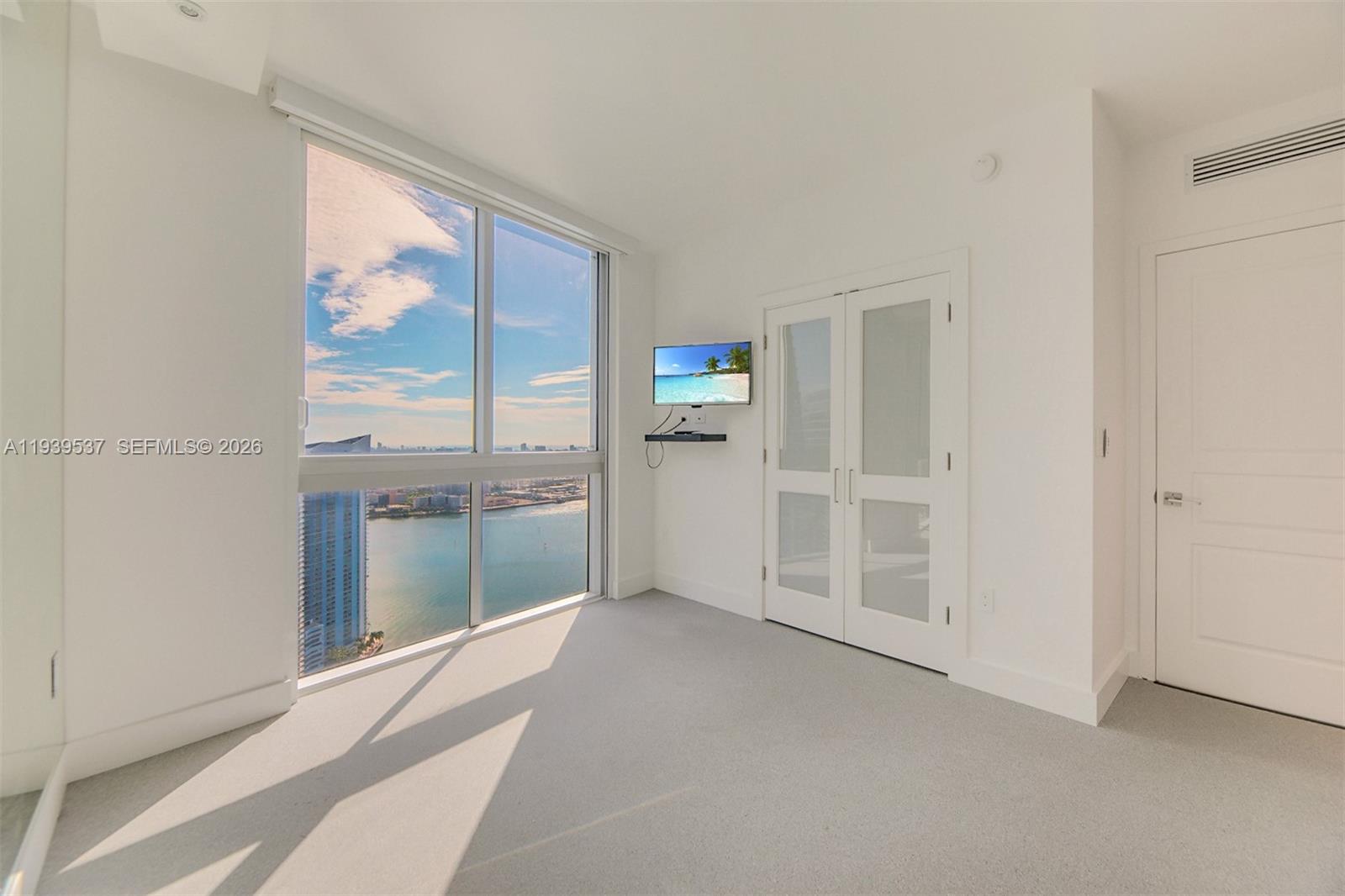 465 Brickell Ave #4301, Miami FL 33131