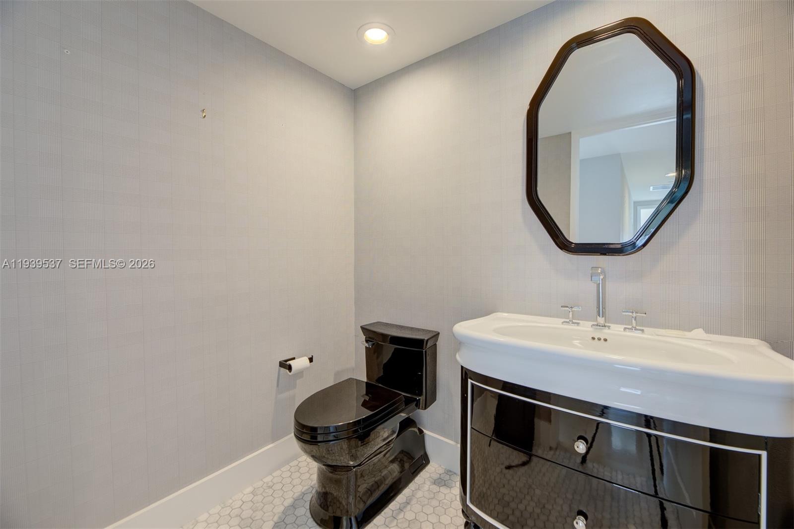 465 Brickell Ave #4301, Miami FL 33131