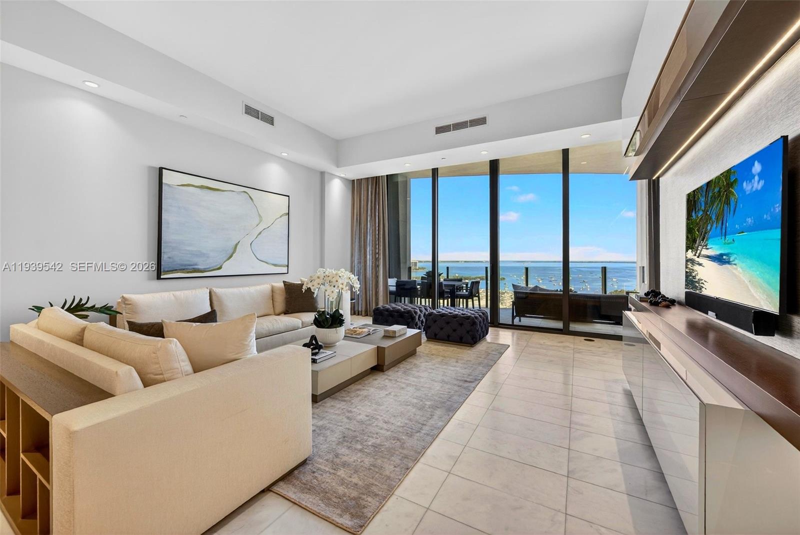 2821 S Bayshore Dr #19B, Miami FL 33133