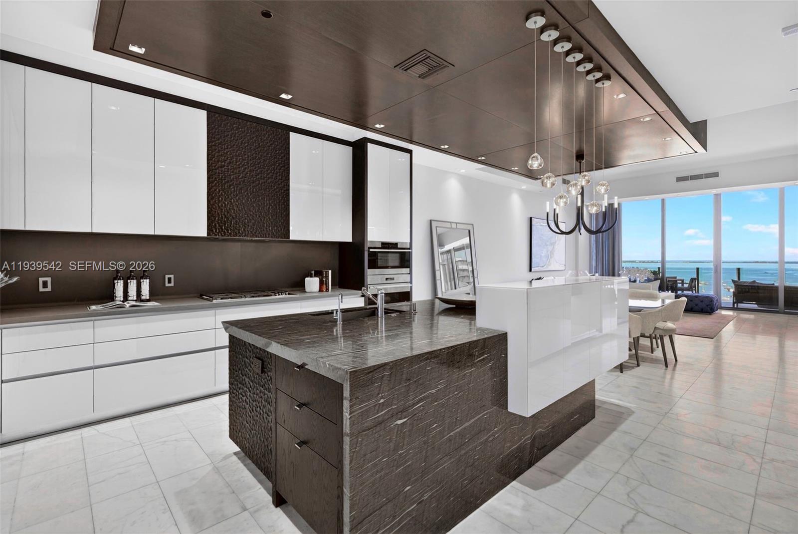 2821 S Bayshore Dr #19B, Miami FL 33133
