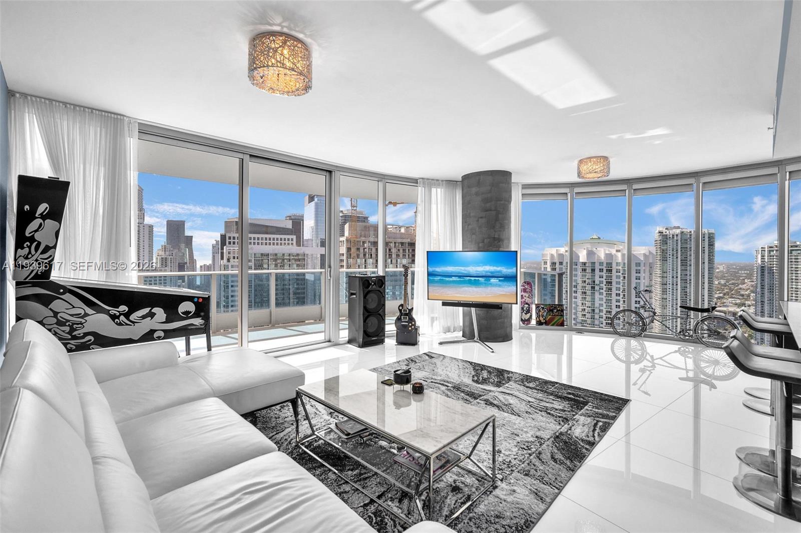 200 Biscayne Boulevard Way #4202, Miami FL 33131