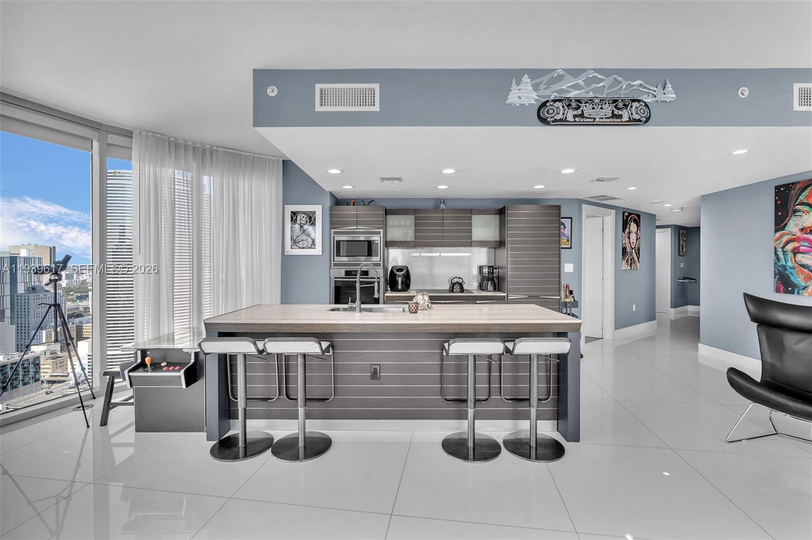 200 Biscayne Boulevard Way #4202, Miami FL 33131