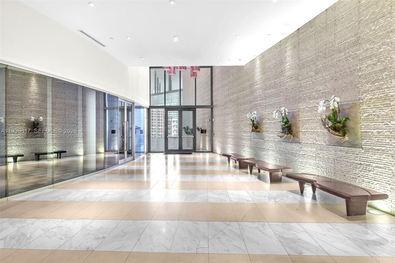 200 Biscayne Boulevard Way #4202, Miami FL 33131