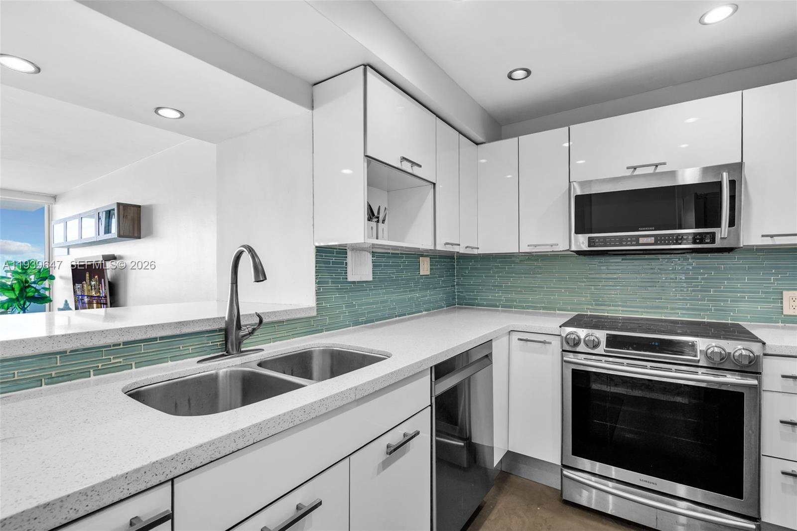 1200 West Ave #910, Miami Beach FL 33139