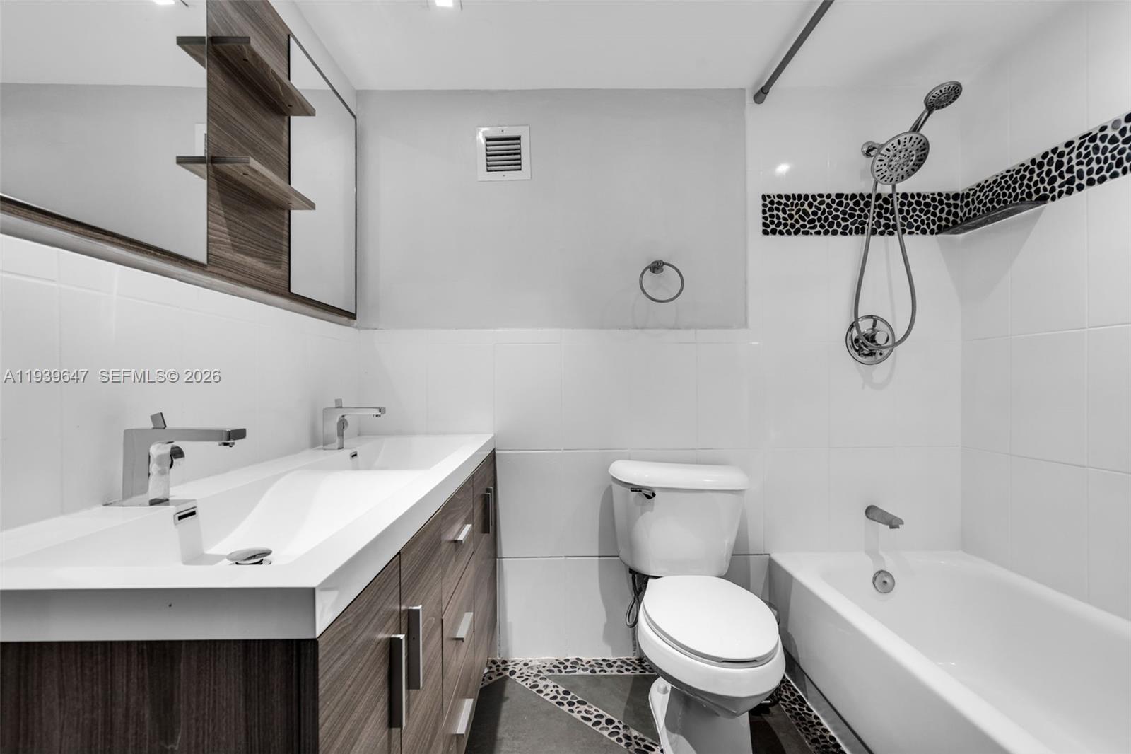1200 West Ave #910, Miami Beach FL 33139