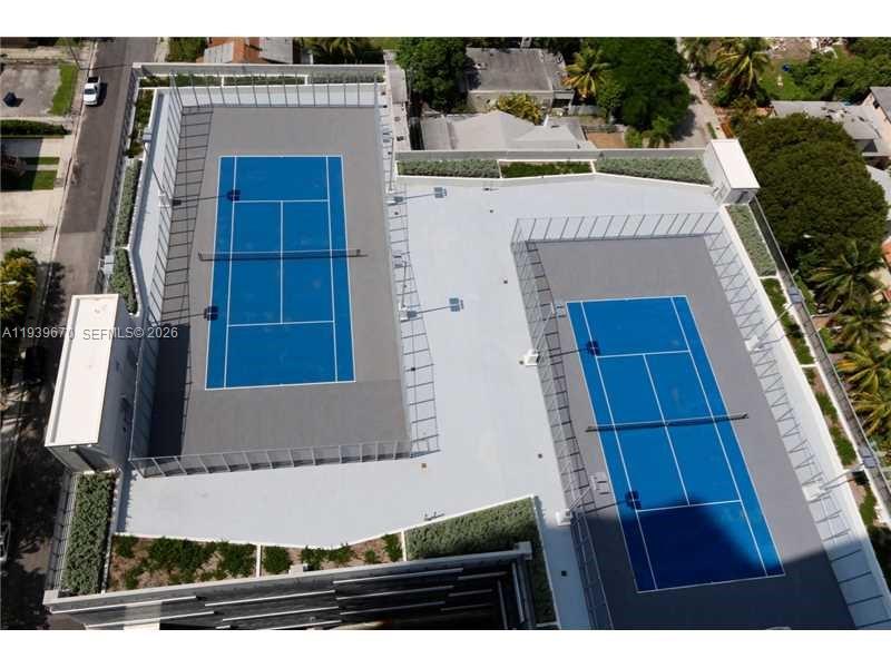 460 NE 28th St #2505, Miami FL 33137