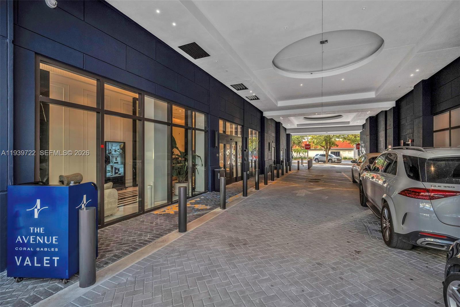 4220 Laguna St #505, Coral Gables FL 33146