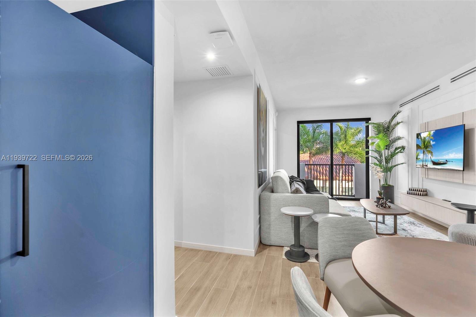 4220 Laguna St #505, Coral Gables FL 33146