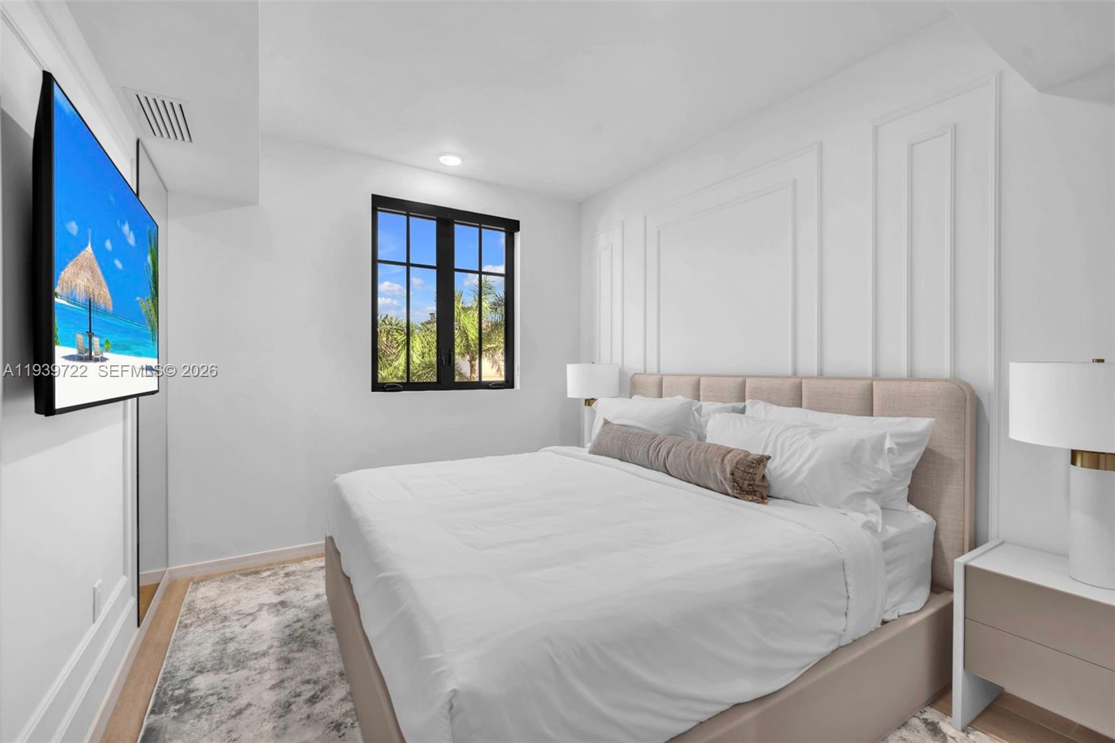 4220 Laguna St #505, Coral Gables FL 33146