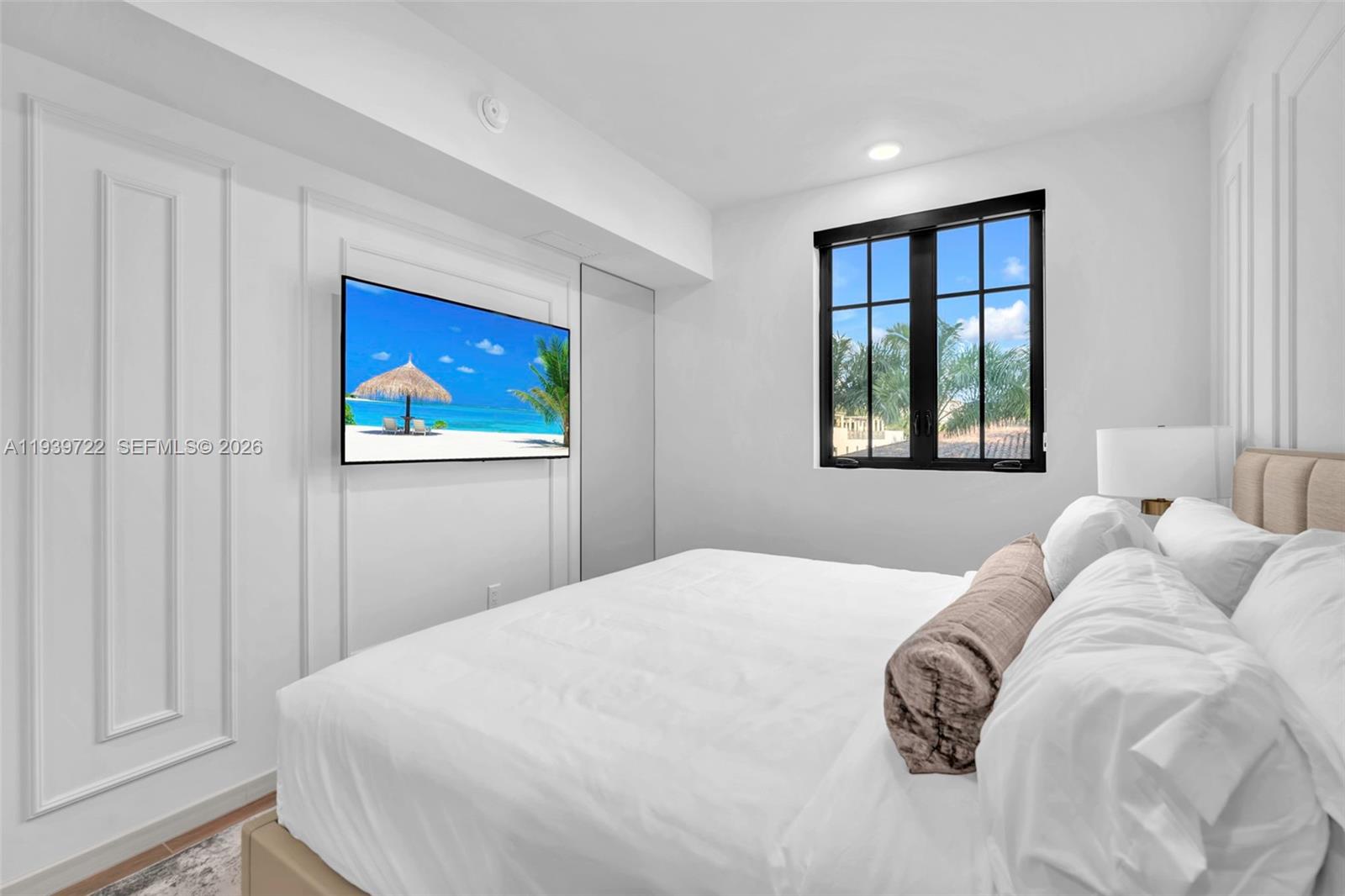 4220 Laguna St #505, Coral Gables FL 33146