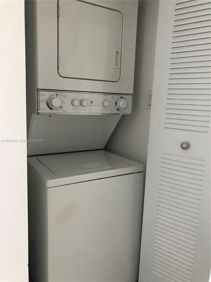 Miami FL 33132 - A11939724