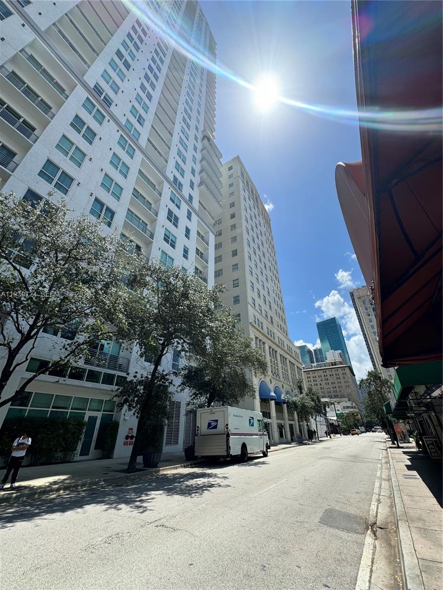Miami FL 33132 - A11939724