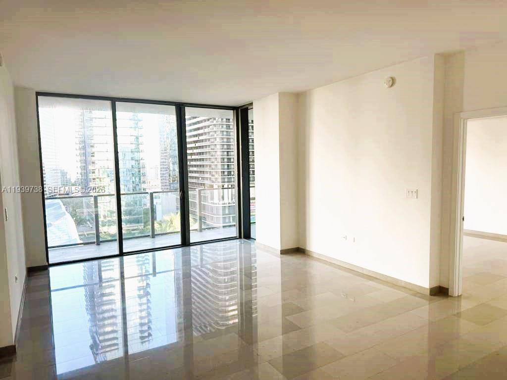 88 SW 7th St #1205, Miami FL 33130