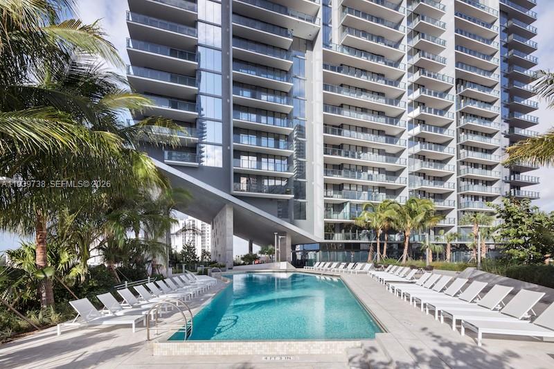 88 SW 7th St #1205, Miami FL 33130