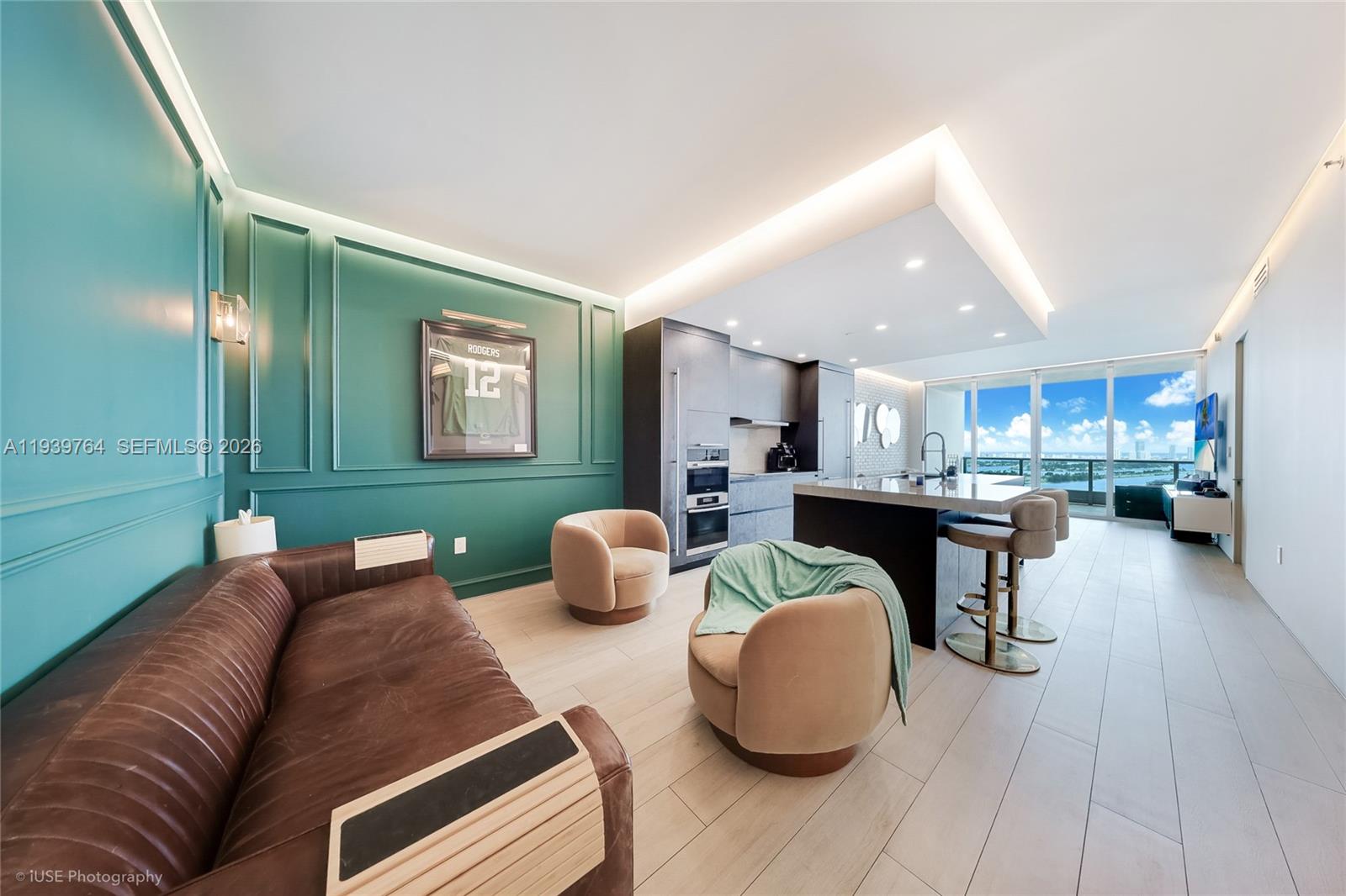 900 Biscayne Blvd #3105, Miami FL 33132