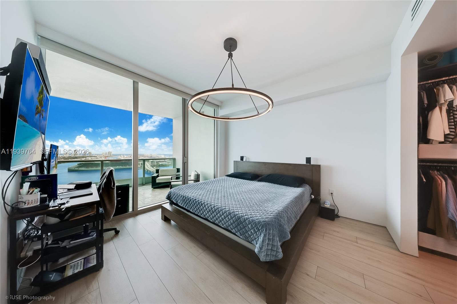900 Biscayne Blvd #3105, Miami FL 33132
