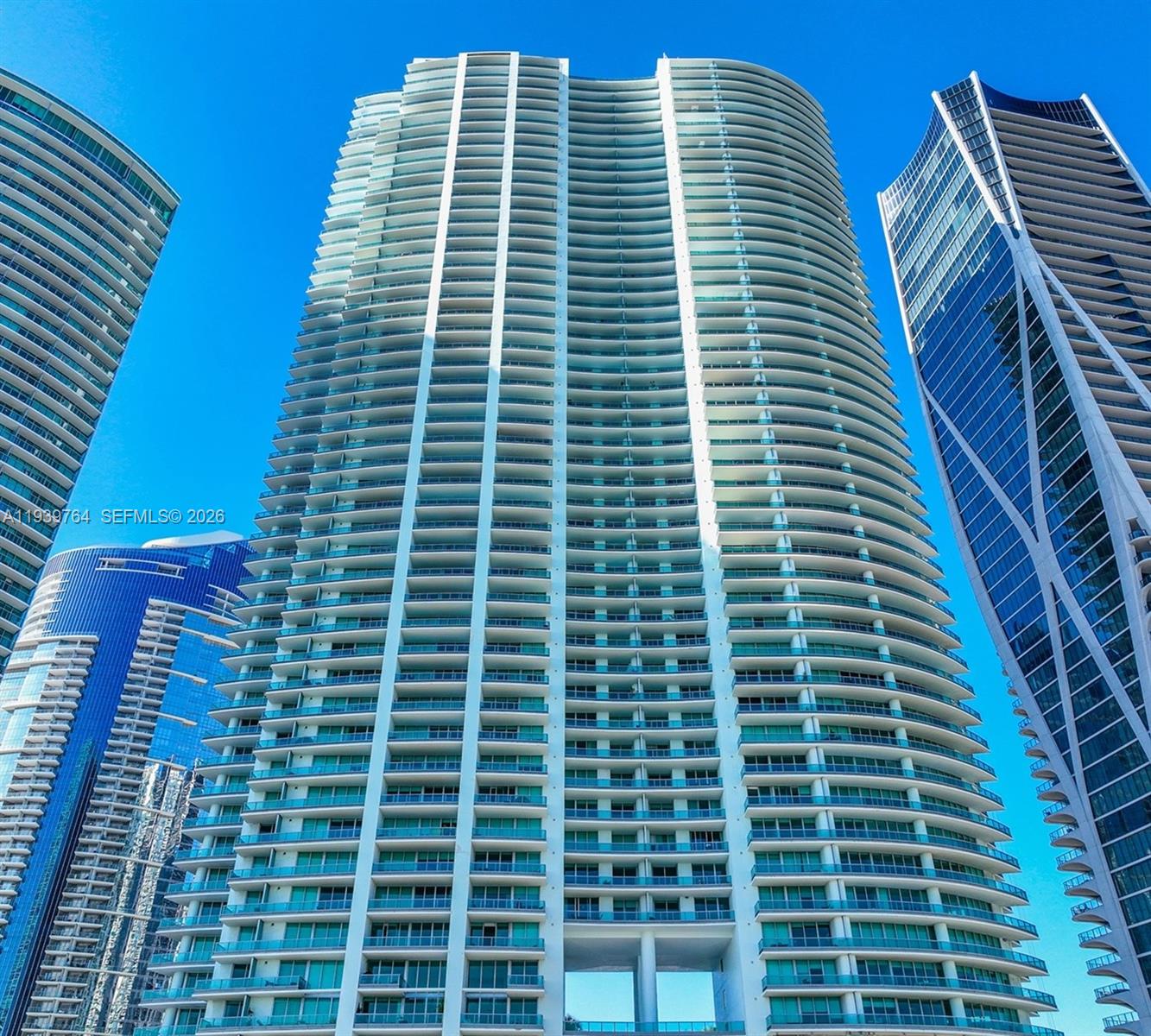 900 Biscayne Blvd #3105, Miami FL 33132