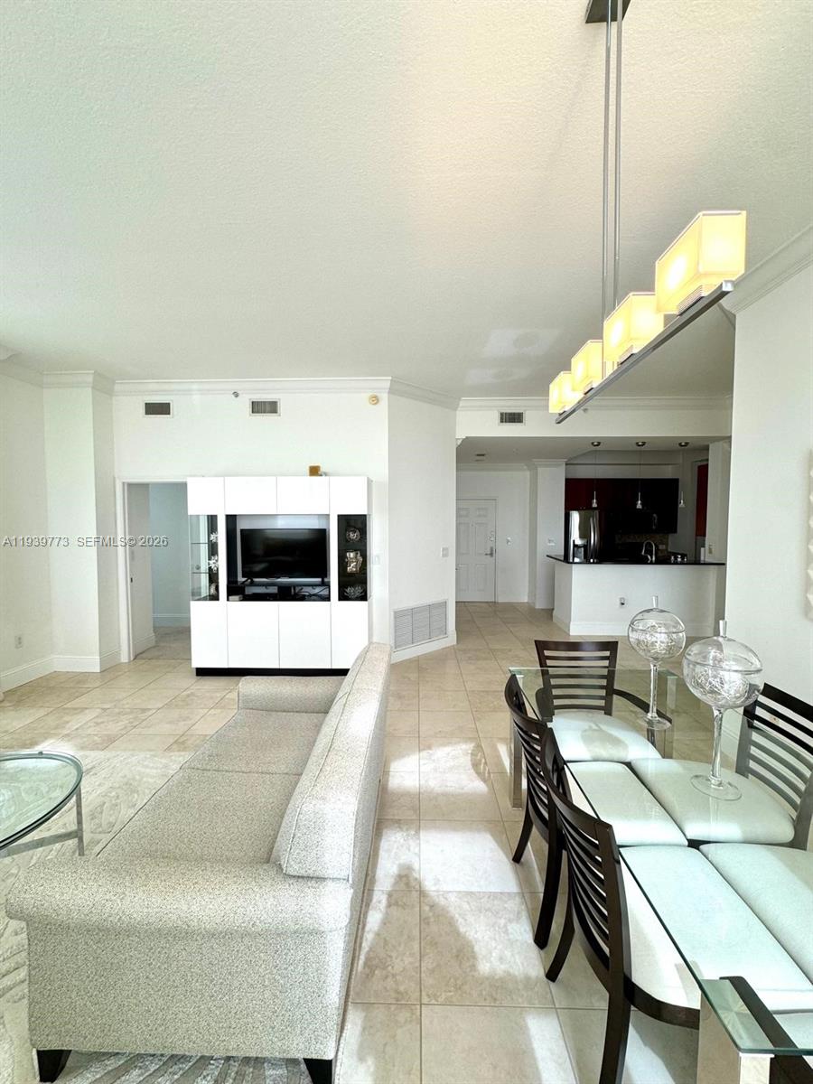 19501 W Country Club Dr #TS-05, Aventura FL 33180