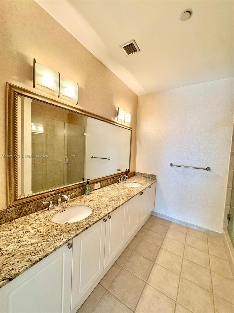 19501 W Country Club Dr #TS-05, Aventura FL 33180
