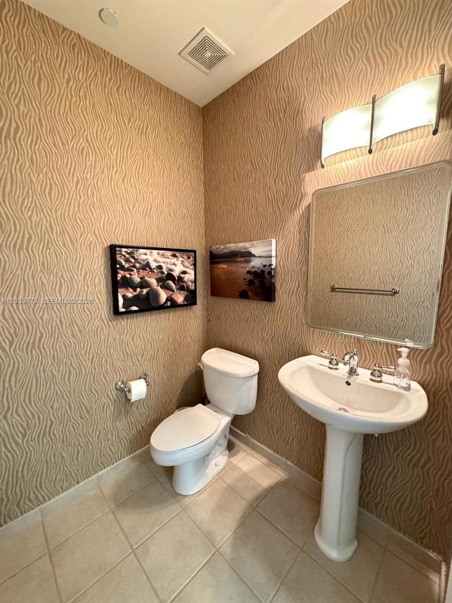 19501 W Country Club Dr #TS-05, Aventura FL 33180