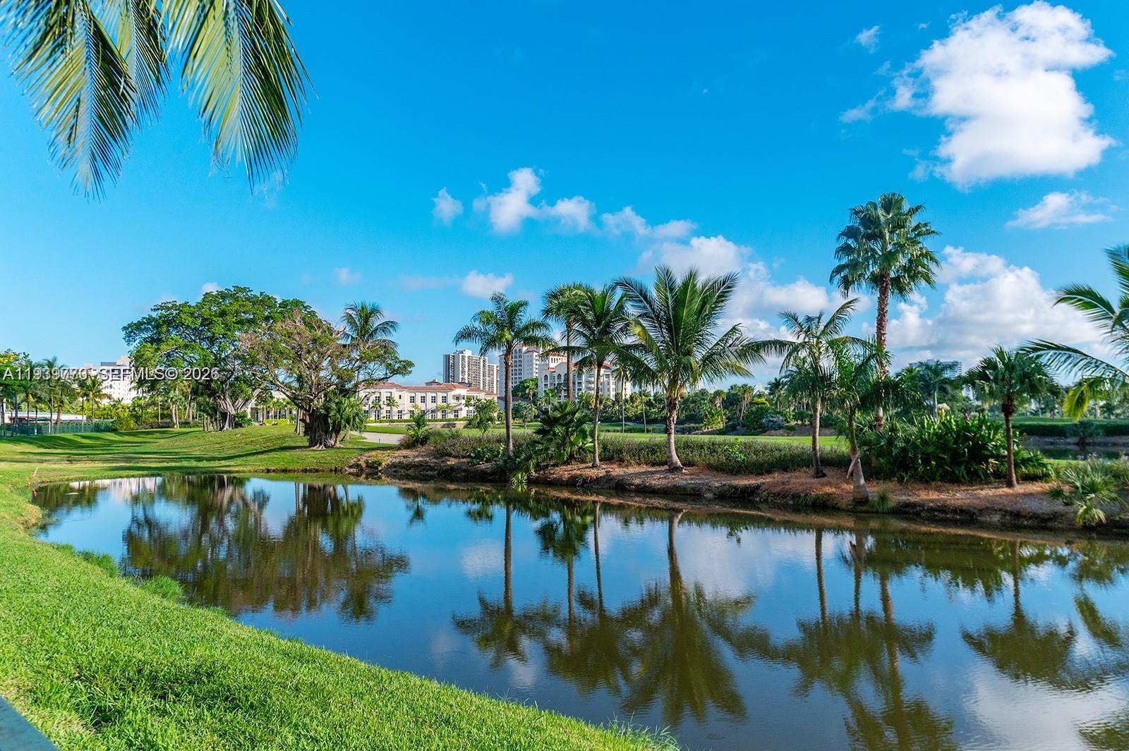 19501 W Country Club Dr #TS-05, Aventura FL 33180