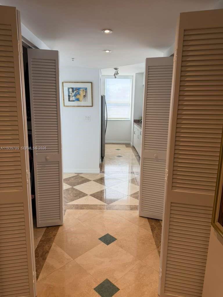 90 Alton Rd #2912, Miami Beach FL 33139