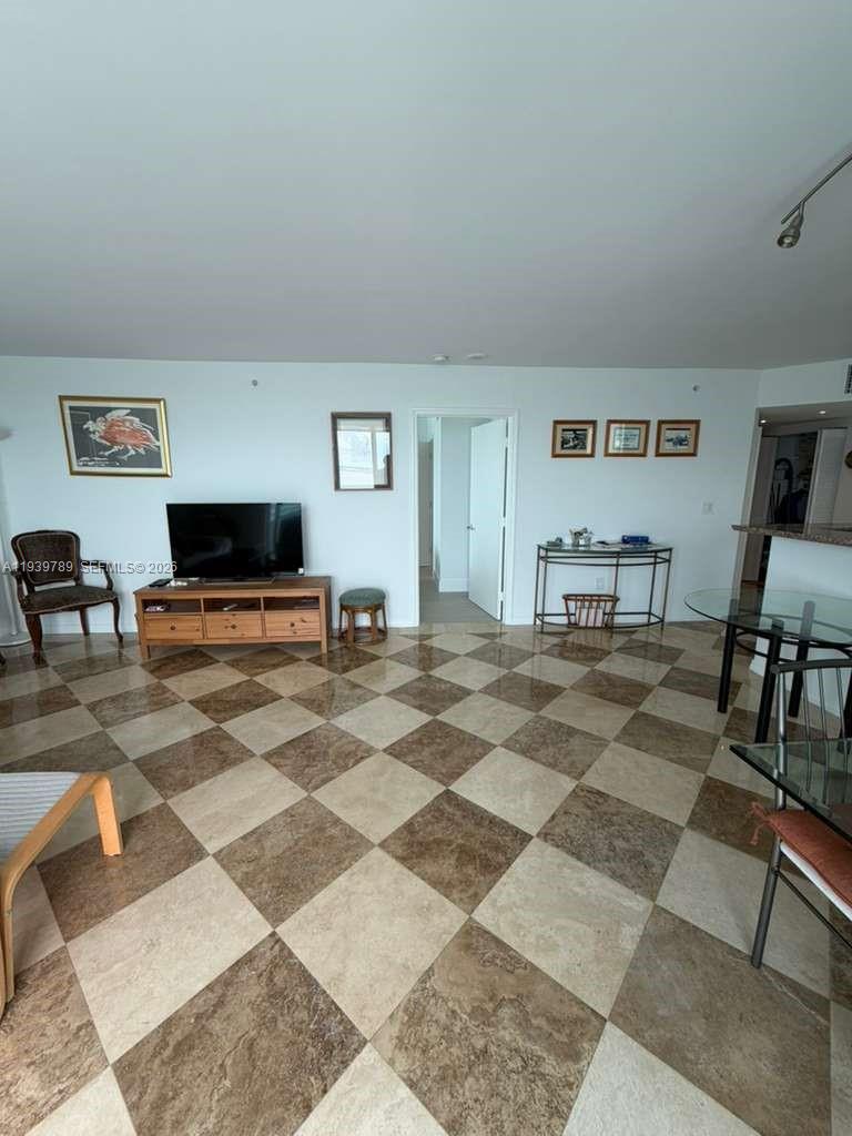90 Alton Rd #2912, Miami Beach FL 33139