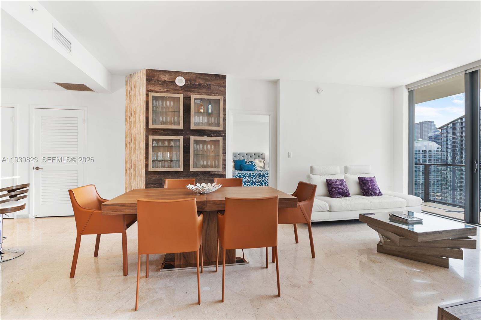 88 SW 7th St #3405, Miami FL 33130