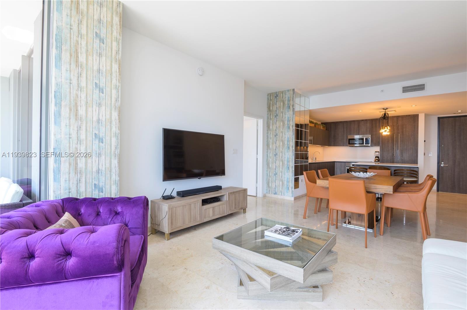 88 SW 7th St #3405, Miami FL 33130