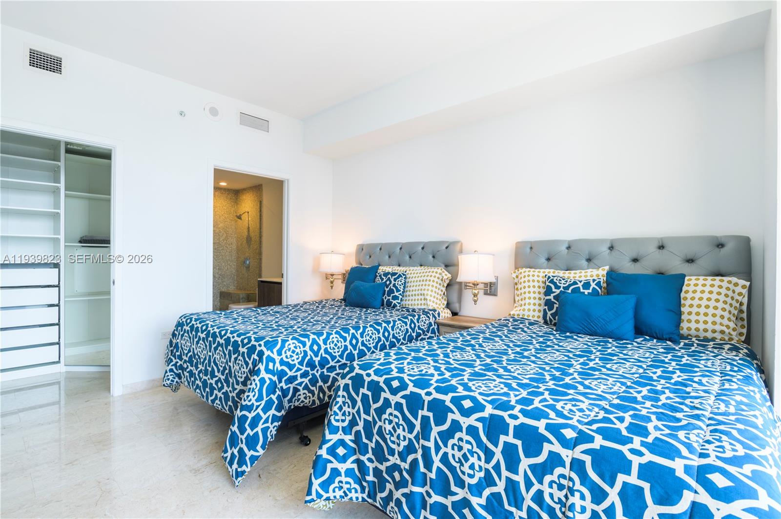 88 SW 7th St #3405, Miami FL 33130