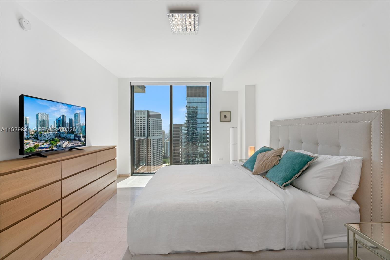88 SW 7 Street #3403, Miami FL 33130
