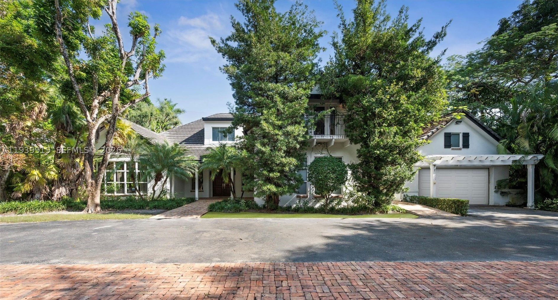 10001 SW 60th Ct, Pinecrest FL 33156