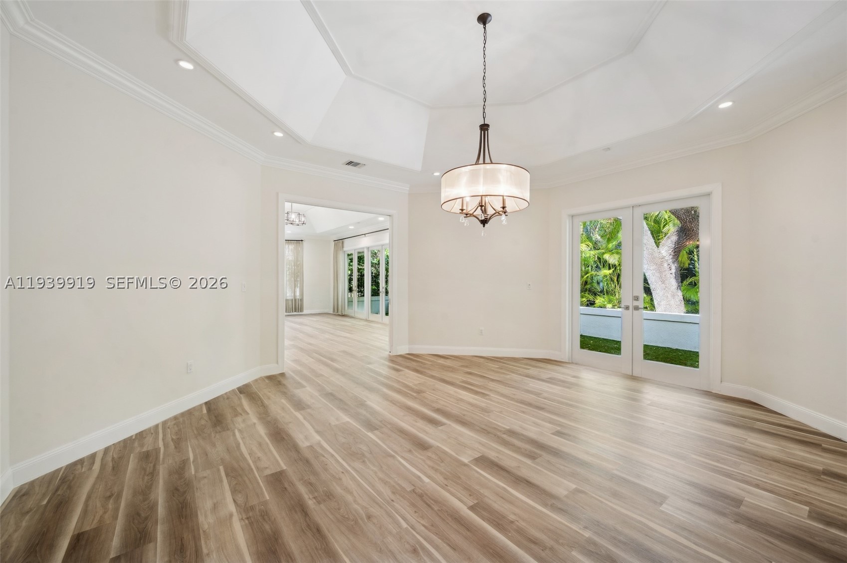 10001 SW 60th Ct, Pinecrest FL 33156