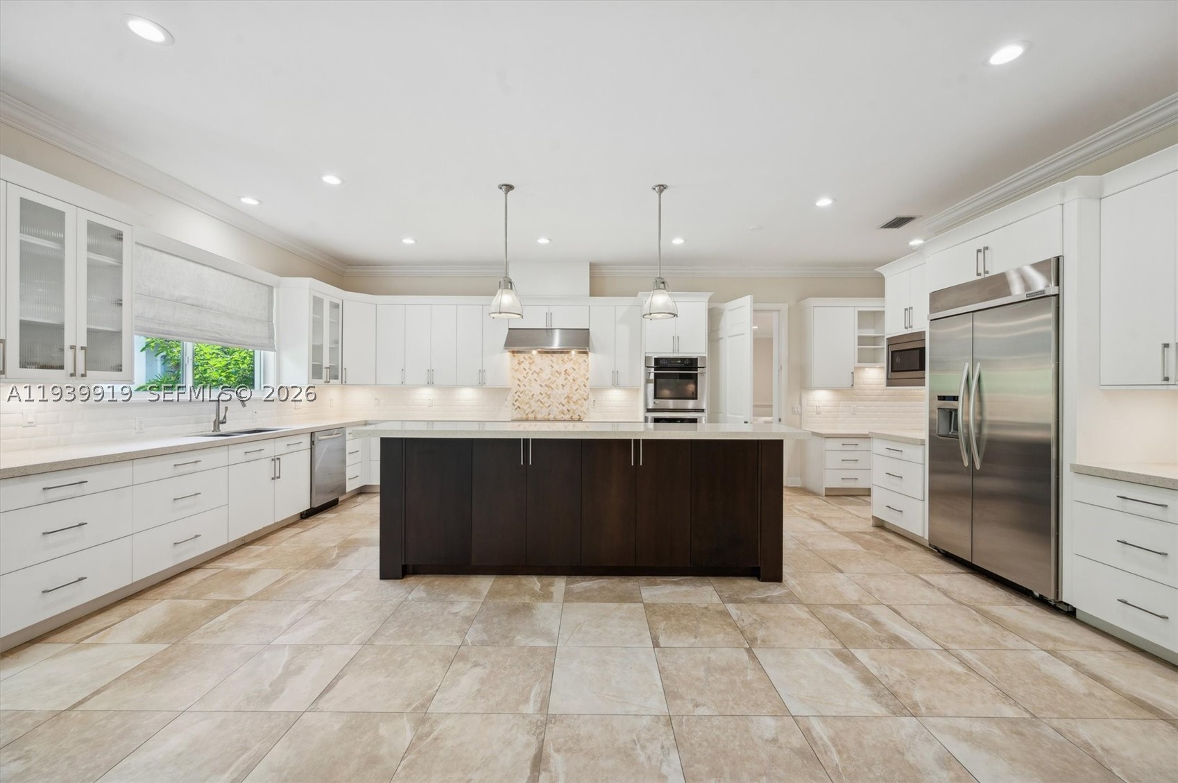 10001 SW 60th Ct, Pinecrest FL 33156