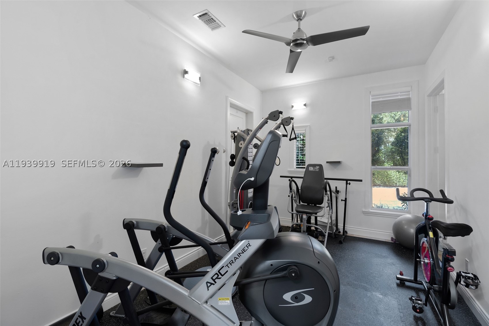 10001 SW 60th Ct, Pinecrest FL 33156