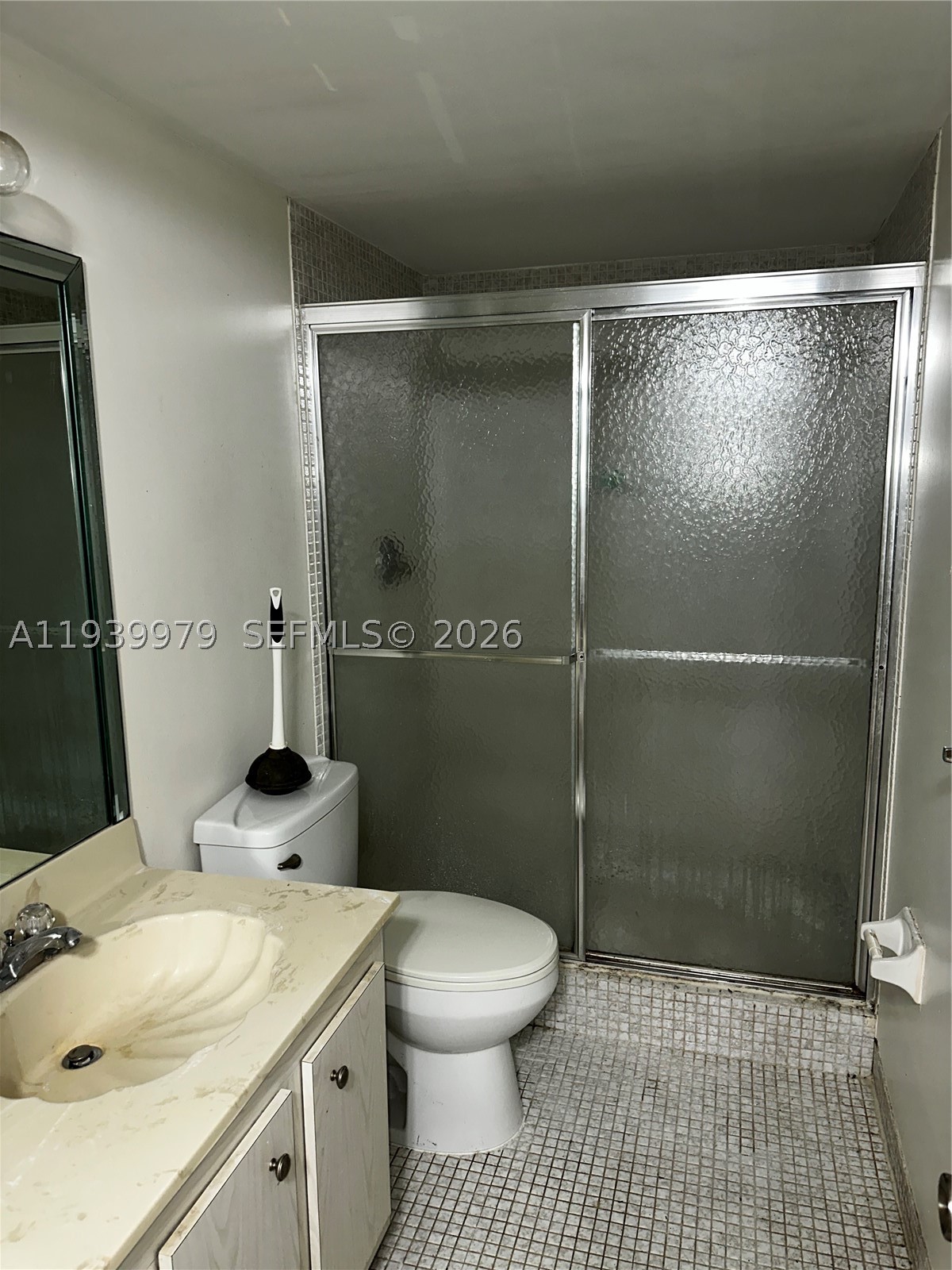 Hollywood FL 33019 - A11939979