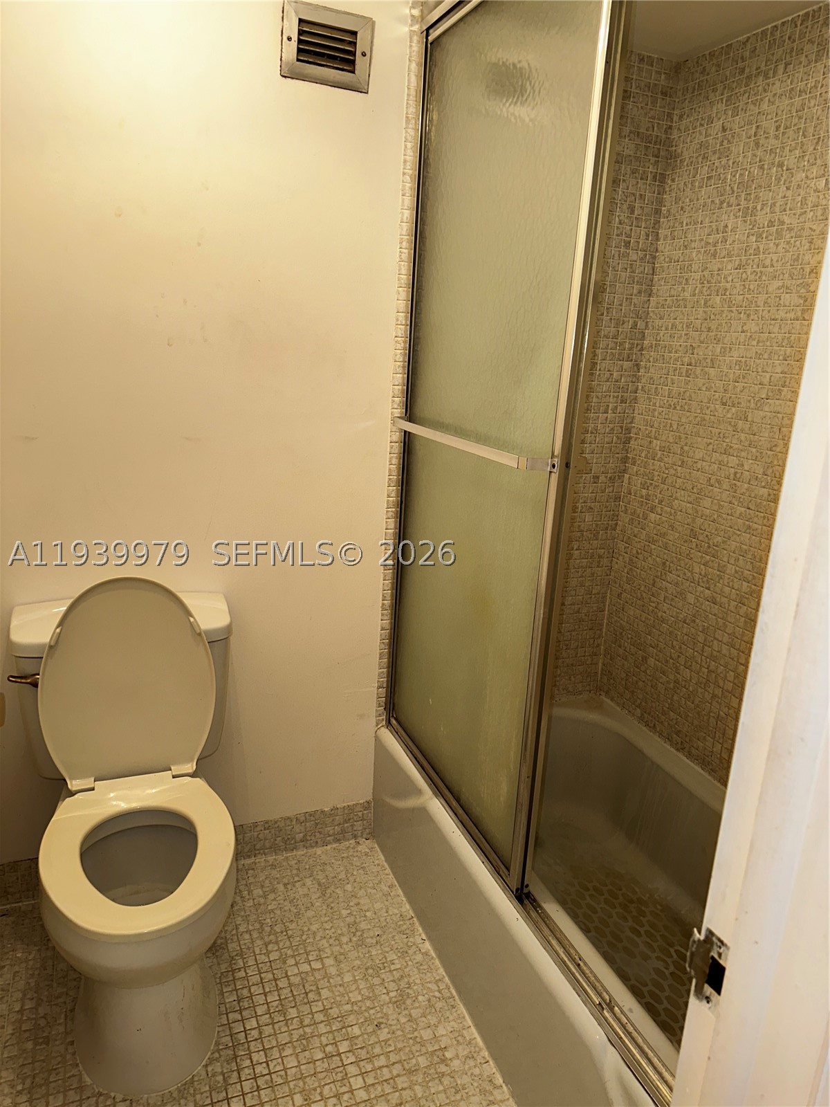 Hollywood FL 33019 - A11939979