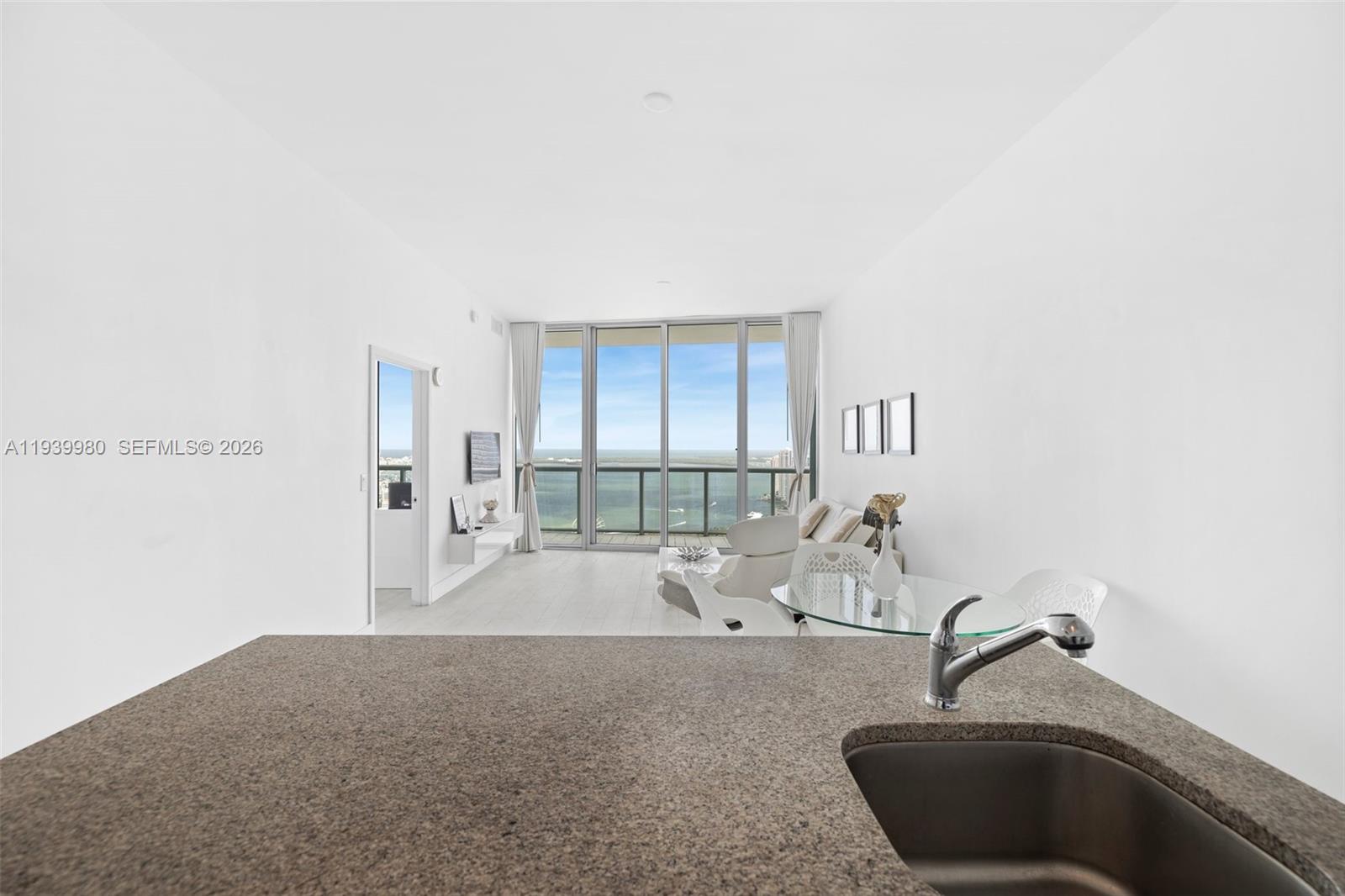 888 Biscayne Blvd #5002, Miami FL 33132