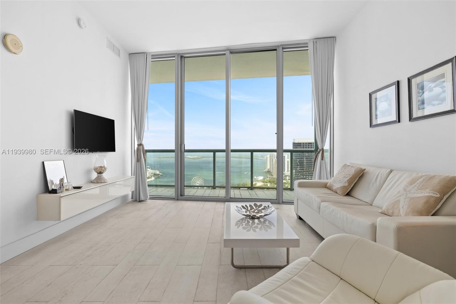 888 Biscayne Blvd #5002, Miami FL 33132