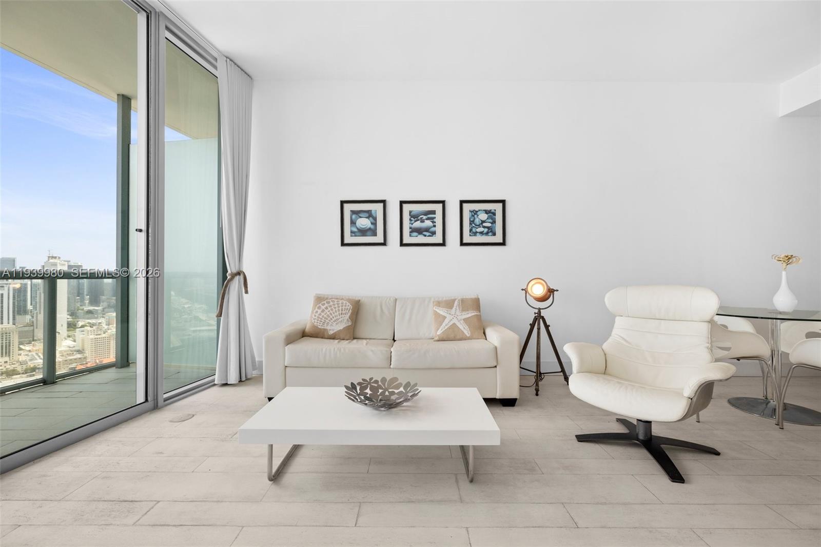 888 Biscayne Blvd #5002, Miami FL 33132