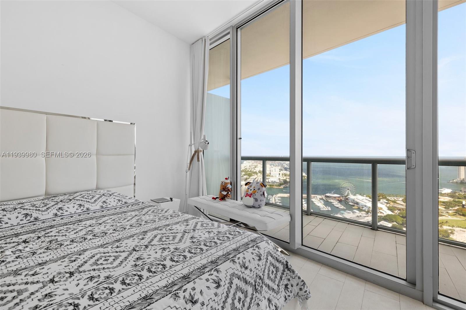 888 Biscayne Blvd #5002, Miami FL 33132