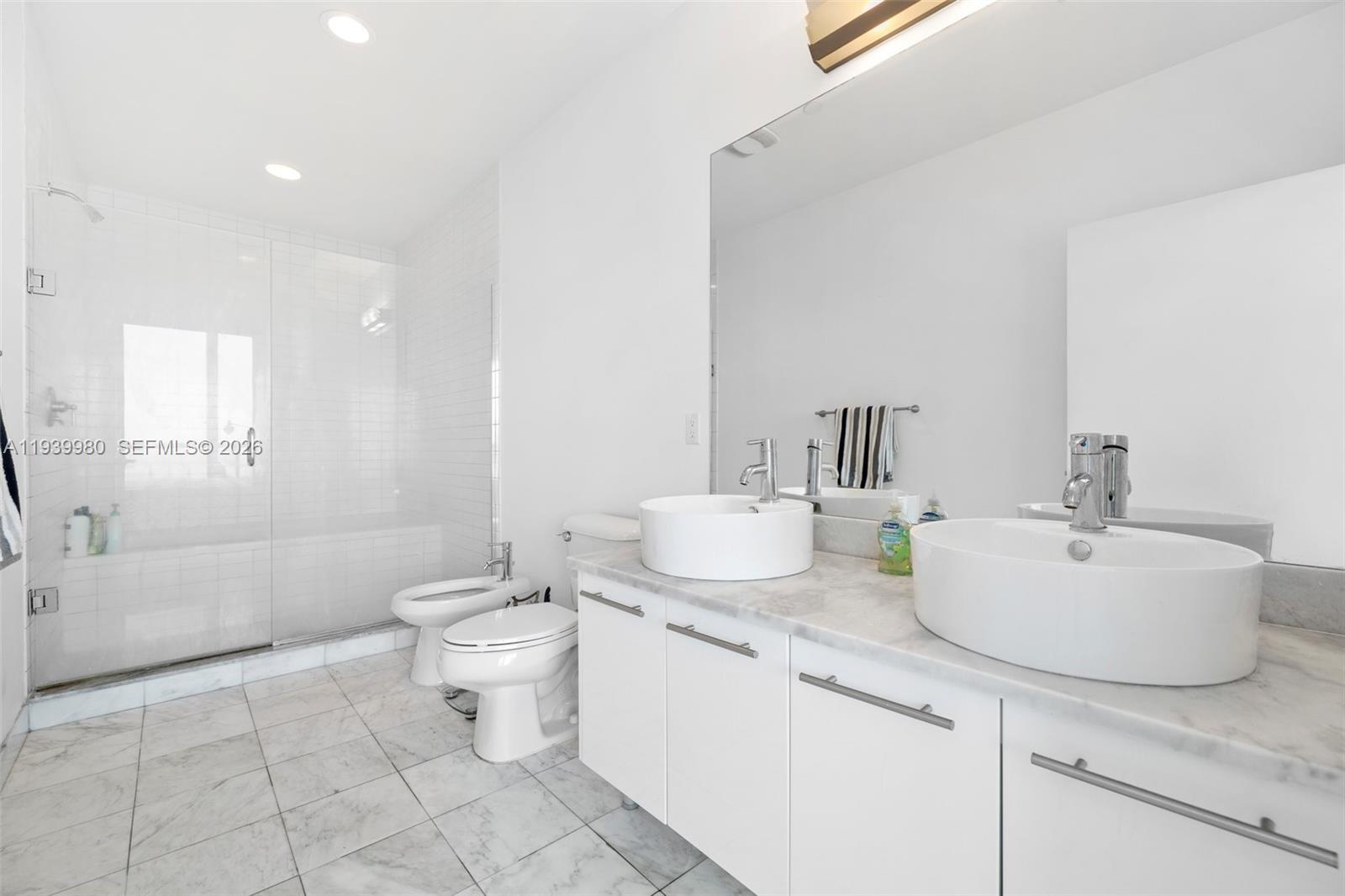 888 Biscayne Blvd #5002, Miami FL 33132
