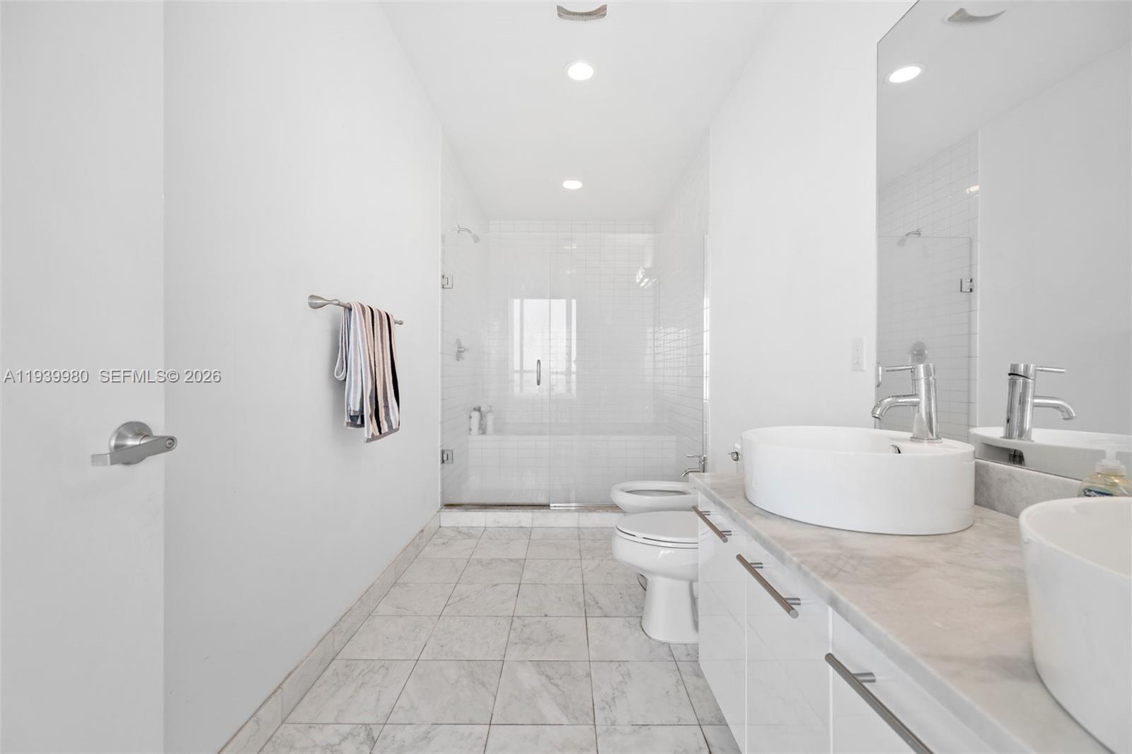 888 Biscayne Blvd #5002, Miami FL 33132