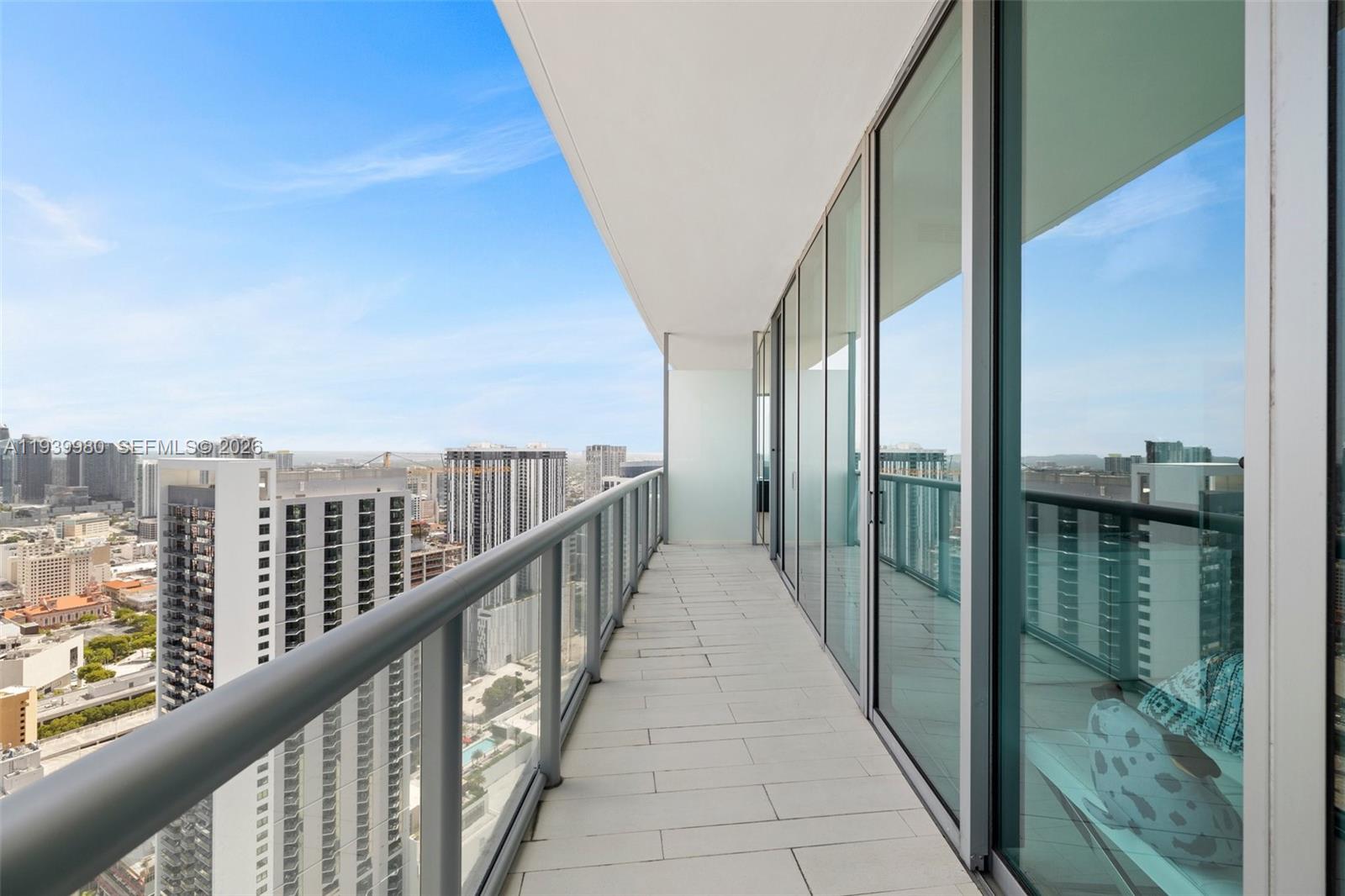 888 Biscayne Blvd #5002, Miami FL 33132
